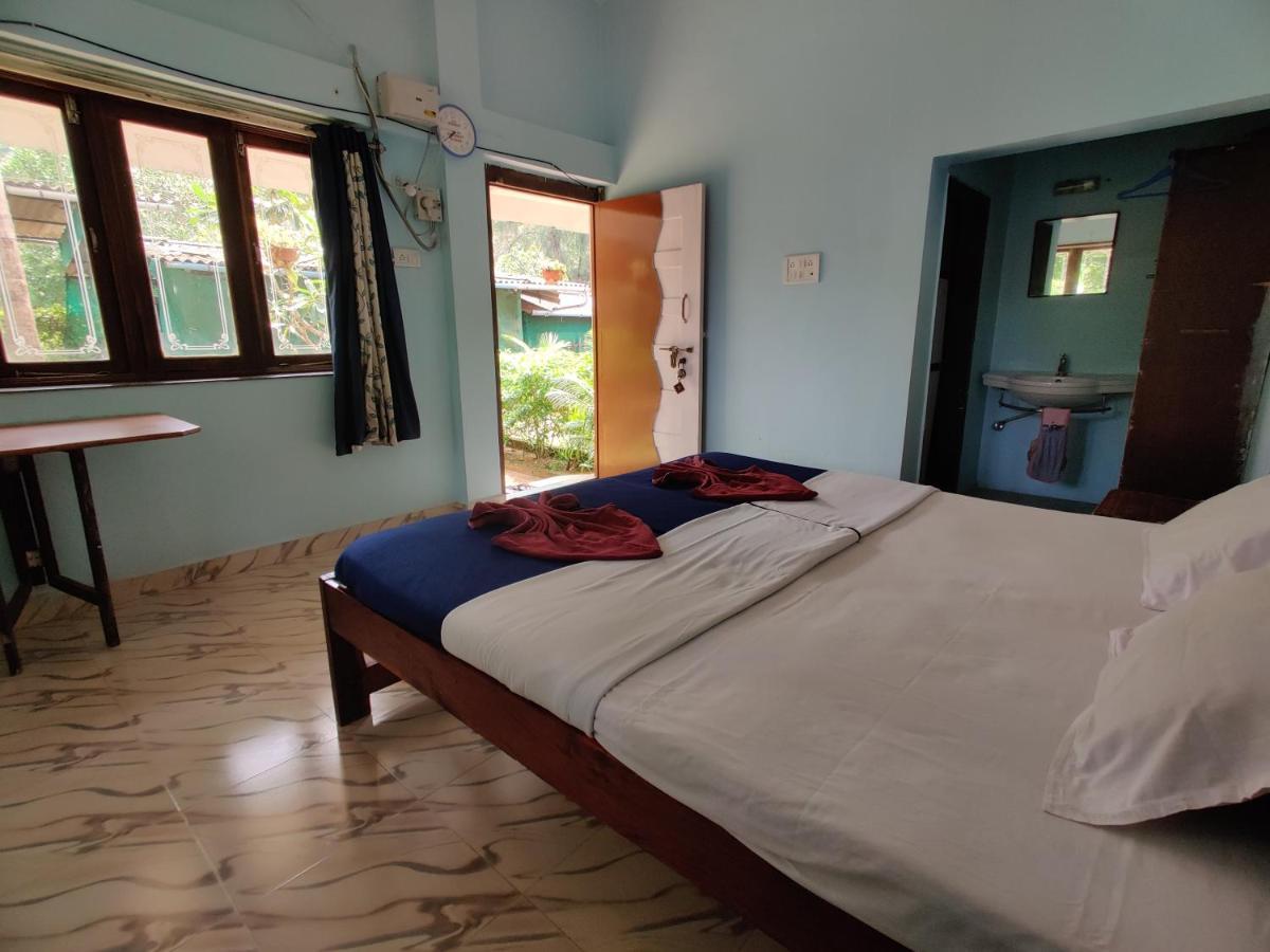 Mermaid Beach Resorts Vengurla Екстериор снимка