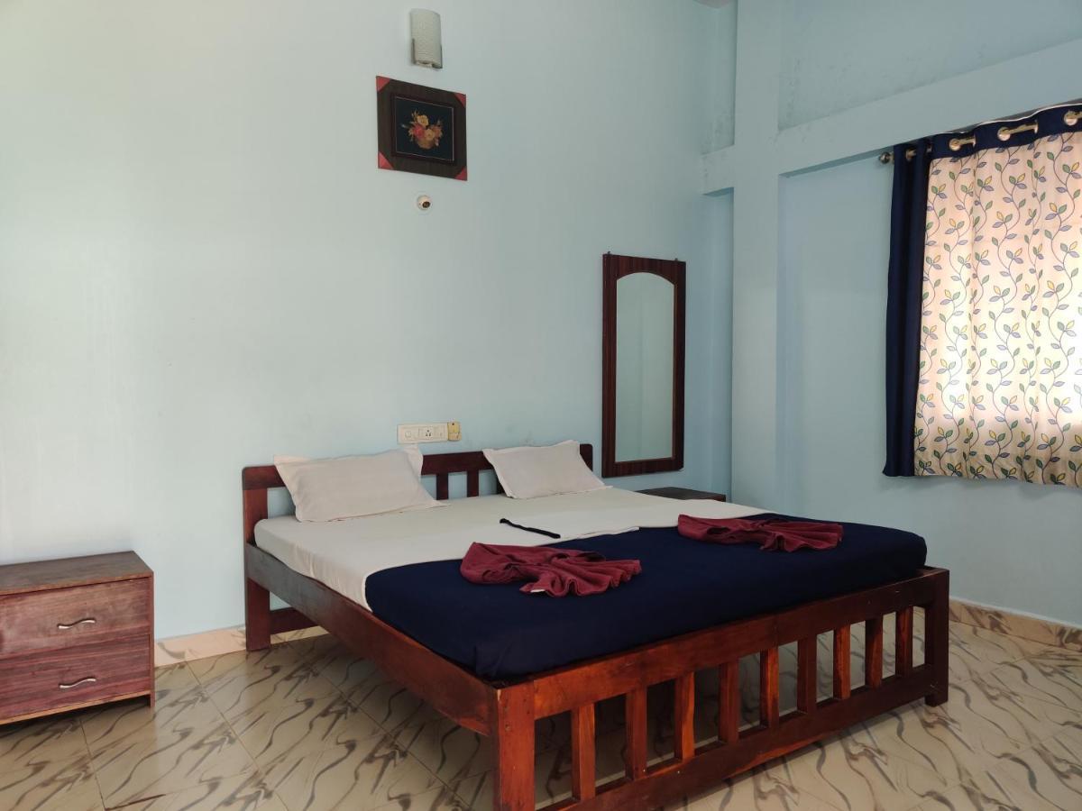 Mermaid Beach Resorts Vengurla Екстериор снимка