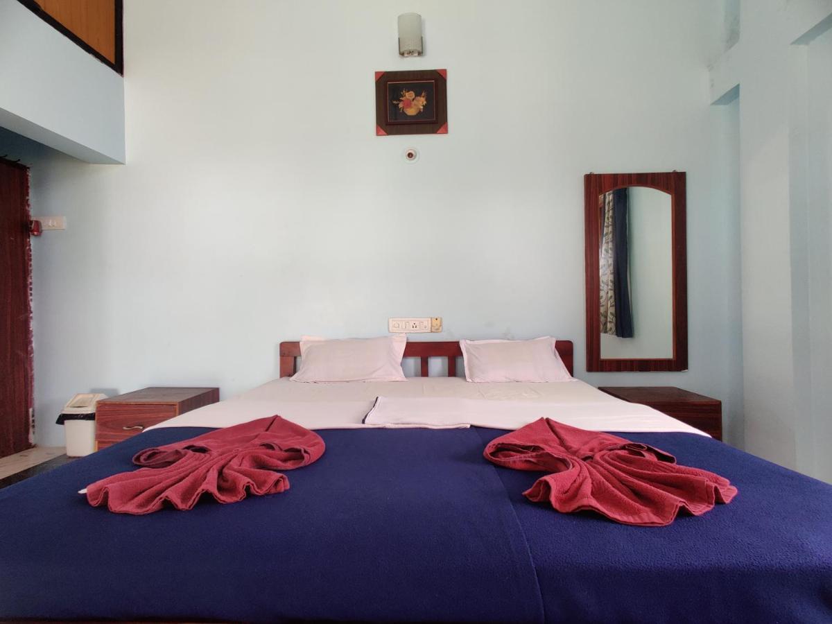 Mermaid Beach Resorts Vengurla Екстериор снимка
